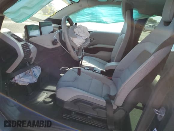 ✅ 2020 BMW i3 • VIN: WBY8P4C06L7H19638 • Lot: 66892815. Wystawiony na Copart z przebiegiem Nie podano. Bezpłatny archiwum sprzedaży aukcyjnych z USA i szczegółowy raport historii pojazdu na DreamBid. Zdjęcie 7.