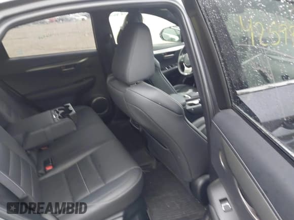 ✅ 2021 Lexus NX 300 F Sport • VIN: JTJSARDZ7M2260275 • Lot: 42598093. Wystawiony na IAAI z przebiegiem 32 943 mil. Bezpłatny archiwum sprzedaży aukcyjnych z USA i szczegółowy raport historii pojazdu na DreamBid. Zdjęcie 8.