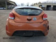 ✅ 2015 Hyundai Veloster • VIN: KMHTC6AD0FU230773 • Lot: 79381334. Wystawiony na Copart z przebiegiem 118 578 mil. Bezpłatny archiwum sprzedaży aukcyjnych z USA i szczegółowy raport historii pojazdu na DreamBid. Zdjęcie 6.