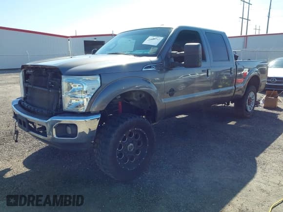 ✅ 2014 Ford F-250 Lariat • VIN: 1FT7W2BT0EEA72004 • Lot: 43486203. Wystawiony na IAAI z przebiegiem Nie podano. Bezpłatny archiwum sprzedaży aukcyjnych z USA i szczegółowy raport historii pojazdu na DreamBid. Zdjęcie 20.