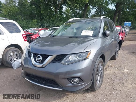 ✅ 2016 Nissan Rogue SL • VIN: 5N1AT2MV7GC823400 • Lot: 42989250. Wystawiony na IAAI z przebiegiem 121 224 mil. Bezpłatny archiwum sprzedaży aukcyjnych z USA i szczegółowy raport historii pojazdu na DreamBid. Zdjęcie 2.