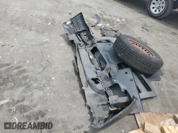 ✅ 2011 Chevrolet Silverado 1500 Work Truck • VIN: 1GCNCPEX8BZ196229 • Lot: 65546605. Listed on Copart with 105,750 mi. Free auction sales archive from the USA and detailed vehicle history report at DreamBid. Image 12.