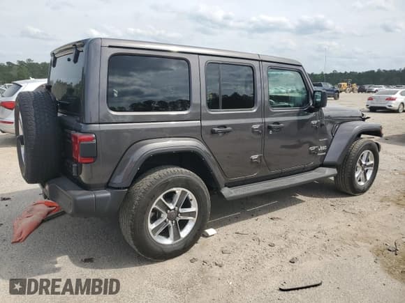 ✅ 2022 Jeep Wrangler Unlimited Sahara • VIN: 1C4HJXEG1NW156485 • Lot: 53895925. Listed on Copart with 45,564 mi. Free auction sales archive from the USA and detailed vehicle history report at DreamBid. Image 3.