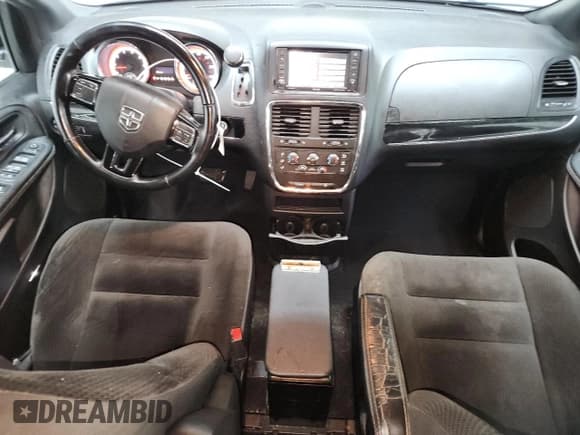 ✅ 2019 Dodge Grand Caravan SE Plus • VIN: 2C4RDGBGXKR770472 • Lot: 87046265. Wystawiony na Copart z przebiegiem 179 682 mil. Bezpłatny archiwum sprzedaży aukcyjnych z USA i szczegółowy raport historii pojazdu na DreamBid. Zdjęcie 8.