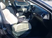 ✅ 2015 Mazda 6 i Grand Touring • VIN: JM1GJ1W58F1196602 • Lot: 43645713. Listed on IAAI with 114,609 mi. Free auction sales archive from the USA and detailed vehicle history report at DreamBid. Image 5.