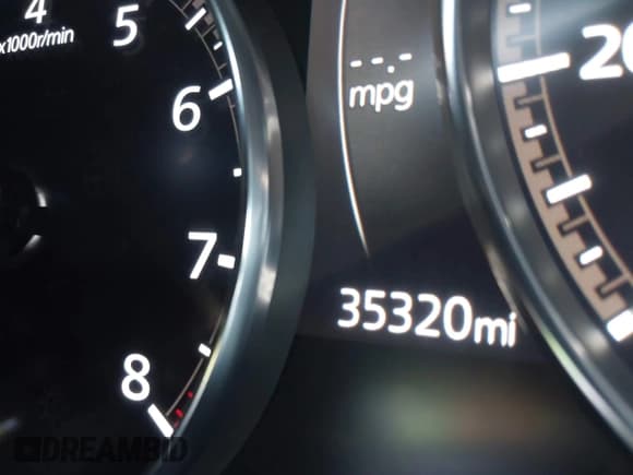 ✅ 2024 Mazda CX-30 S Carbon Edition • VIN: 3MVDMBCM0RM647751 • Лот: 43282402. Опубликован ранее на IAAI с пробегом 35 320 миль. Бесплатный доступ к архиву аукционных продаж из США и подробный отчёт об истории автомобиля на DreamBid. Изображение 15.