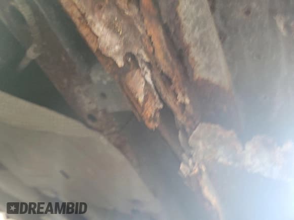 ✅ 2011 Ford Transit Connect XLT • VIN: NM0LS6BN4BT062549 • Lot: 42679102. Listed on IAAI with 90,508 mi. Free auction sales archive from the USA and detailed vehicle history report at DreamBid. Image 1.