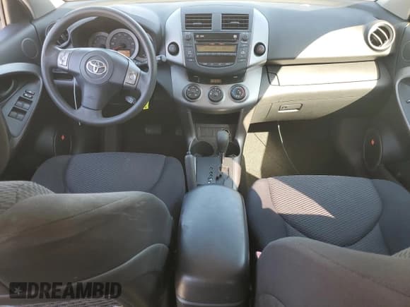 ✅ 2008 Toyota RAV4 Sport • VIN: JTMZD32V185089579 • Lot: 82545735. Wystawiony na Copart z przebiegiem 171 788 mil. Bezpłatny archiwum sprzedaży aukcyjnych z USA i szczegółowy raport historii pojazdu na DreamBid. Zdjęcie 8.