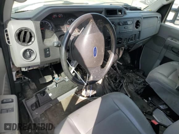 ✅ 2014 Ford Econoline Cargo Commercial • VIN: 1FTNE2EW8EDA11425 • Lot: 56963185. Listed on Copart with Not provided. Free auction sales archive from the USA and detailed vehicle history report at DreamBid. Image 8.