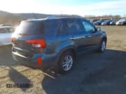 ✅ 2014 Kia Sorento LX • VIN: 5XYKTDA66EG497017 • Lot: 43725401. Wystawiony na IAAI z przebiegiem 296 121 mil. Bezpłatny archiwum sprzedaży aukcyjnych z USA i szczegółowy raport historii pojazdu na DreamBid. Zdjęcie 4.