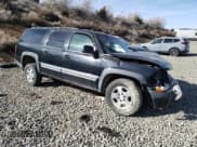 ✅ 2002 Chevrolet Suburban LT • VIN: 1GNFK16T02J261631 • Лот: 46933875. Опубликован ранее на Copart с пробегом Не указан. Бесплатный доступ к архиву аукционных продаж из США и подробный отчёт об истории автомобиля на DreamBid. Изображение 4.