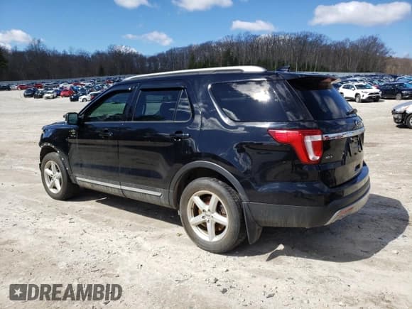 ✅ 2017 Ford Explorer XLT • VIN: 1FM5K8D85HGC79099 • Lot: 49299515. Listed on Copart with 109,970 mi. Free auction sales archive from the USA and detailed vehicle history report at DreamBid. Image 2.