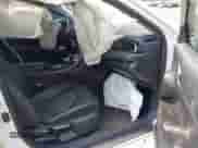 2022 Toyota Camry SE z VIN 4T1G11AK0NU054329, wystawiony jako IAAI lot #42342363 z przebiegiem 105 909 mil mil oraz . Historia ofert i sprzedaży dostępna na DreamBid. Obrazek 5.