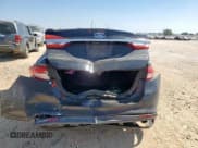 ✅ 2017 Ford Fusion Hybrid SE • VIN: 3FA6P0LUXHR285327 • Lot: 86331345. Wystawiony na Copart z przebiegiem 183 740 mil. Bezpłatny archiwum sprzedaży aukcyjnych z USA i szczegółowy raport historii pojazdu na DreamBid. Zdjęcie 6.