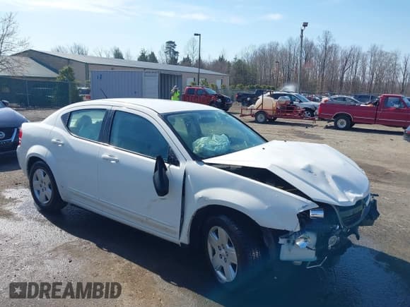✅ 2009 Dodge Avenger SE • VIN: 1B3LC46B29N562844 • Lot: 41775995. Wystawiony na IAAI z przebiegiem 142 570 mil. Bezpłatny archiwum sprzedaży aukcyjnych z USA i szczegółowy raport historii pojazdu na DreamBid. Zdjęcie 1.