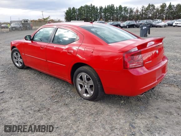 ✅ 2008 Dodge Charger R/T • VIN: 2B3KA53H88H185590 • Lot: 43594614. Listed on IAAI with 111,160 mi. Free auction sales archive from the USA and detailed vehicle history report at DreamBid. Image 3.