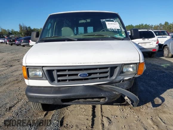 ✅ 2003 Ford Econoline Cargo Super • VIN: 1FTNS24L73HC05806 • Lot: 43307665. Wystawiony na IAAI z przebiegiem 285 594 mil. Bezpłatny archiwum sprzedaży aukcyjnych z USA i szczegółowy raport historii pojazdu na DreamBid. Zdjęcie 12.