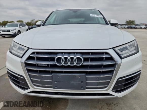 ✅ 2018 Audi Q5 Premium Plus • VIN: WA1BNAFY7J2067692 • Лот: 95213365. Опубликован ранее на Copart с пробегом 123 869 миль. Бесплатный доступ к архиву аукционных продаж из США и подробный отчёт об истории автомобиля на DreamBid. Изображение 5.
