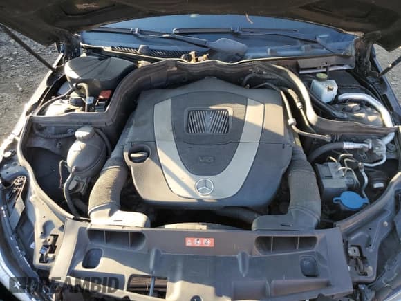 ✅ 2012 Mercedes-Benz C 300 Sport • VIN: WDDGF8BB6CR203247 • Lot: 93044205. Listed on Copart with 136,441 mi. Free auction sales archive from the USA and detailed vehicle history report at DreamBid. Image 11.