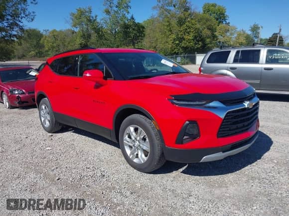 2022 Chevrolet Blazer LT z VIN 3GNKBCR41NS128247, wystawiony jako IAAI lot #43419742 z przebiegiem 73 263 mil mil oraz . Historia ofert i sprzedaży dostępna na DreamBid. Obrazek 1.