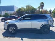 ✅ 2025 Toyota Corolla Cross Hybrid S • VIN: 7MUFBABG6SV079412 • Lot: 43030218. Listed on IAAI with 5,149 mi. Free auction sales archive from the USA and detailed vehicle history report at DreamBid. Image 14.