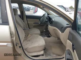 ✅ 2006 Hyundai Accent GLS • VIN: KMHCN46C46U057631 • Лот: 43138952. Опубликован ранее на IAAI с пробегом 267 322 миль. Бесплатный доступ к архиву аукционных продаж из США и подробный отчёт об истории автомобиля на DreamBid. Изображение 5.