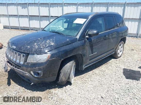 ✅ 2014 Jeep Compass High Altitude • VIN: 1C4NJCEA0ED752481 • Lot: 42329862. Wystawiony na IAAI z przebiegiem 113 747 mil. Bezpłatny archiwum sprzedaży aukcyjnych z USA i szczegółowy raport historii pojazdu na DreamBid. Zdjęcie 2.