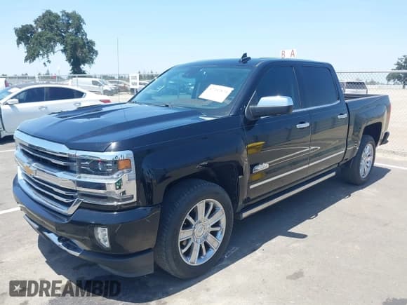 ✅ 2016 Chevrolet Silverado 1500 High Country • VIN: 3GCPCTEC3GG384338 • Lot: 42382874. Wystawiony na IAAI z przebiegiem 120 846 mil. Bezpłatny archiwum sprzedaży aukcyjnych z USA i szczegółowy raport historii pojazdu na DreamBid. Zdjęcie 17.