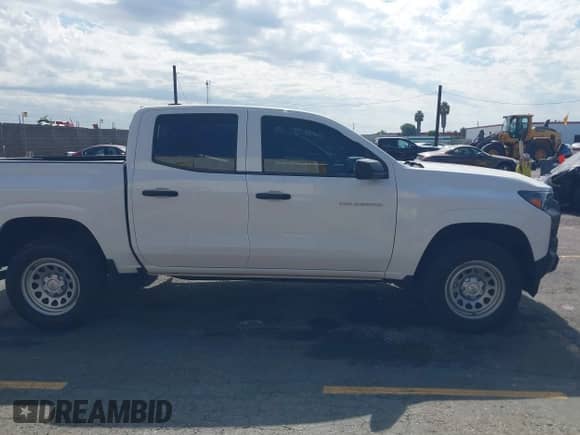 2023 Chevrolet Colorado 2WD Work Truck с VIN 1GCGSBEC5P1123711, выставлен на аукционе IAAI как лот 43422639 с пробегом 45 904 миль миль и . История ставок и продаж доступна на DreamBid. Изображение 13.