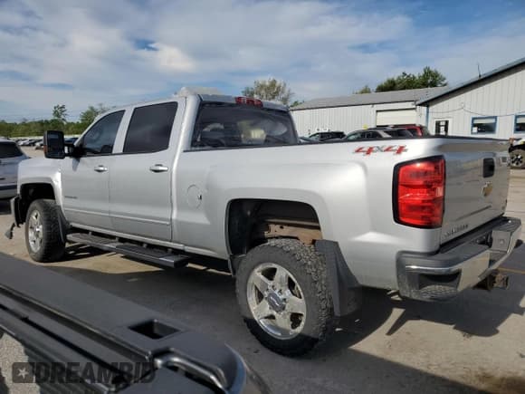 ✅ 2015 Chevrolet Silverado 2500HD LT • VIN: 1GC1KVEG7FF642786 • Lot: 56591865. Wystawiony na Copart z przebiegiem Nie podano. Bezpłatny archiwum sprzedaży aukcyjnych z USA i szczegółowy raport historii pojazdu na DreamBid. Zdjęcie 2.