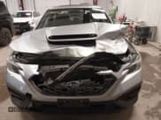 ✅ 2022 Subaru WRX Premium • VIN: JF1VBAF60N9018007 • Lot: 43821508. Wystawiony na IAAI z przebiegiem 76 948 mil. Bezpłatny archiwum sprzedaży aukcyjnych z USA i szczegółowy raport historii pojazdu na DreamBid. Zdjęcie 6.