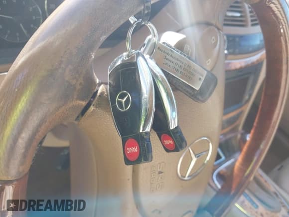 ✅ 2009 Mercedes-Benz E 350 Luxury • VIN: WDBUF87X09B363500 • Lot: 41887658. Listed on IAAI with 199,703 mi. Free auction sales archive from the USA and detailed vehicle history report at DreamBid. Image 11.