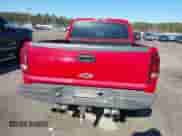 2004 Chevrolet Silverado 1500 Work Truck z VIN 1GCEC14X34Z152656, wystawiony jako IAAI lot #41308111 z przebiegiem Nie podano mil oraz . Historia ofert i sprzedaży dostępna na DreamBid. Obrazek 16.