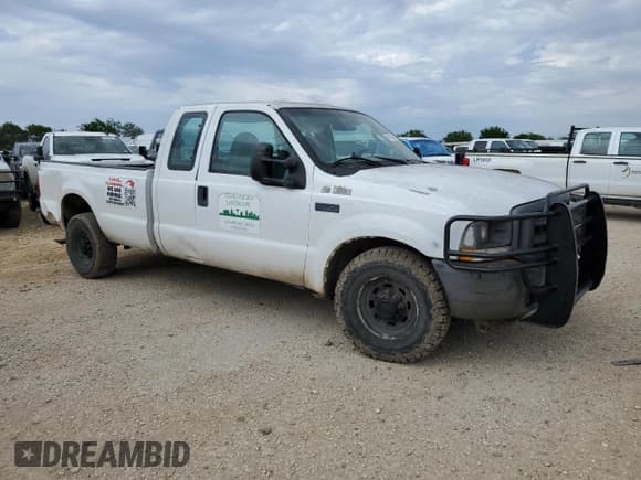 ✅ 2004 Ford F-250 XL • VIN: 3FTNX20L64MA05715 • Lot: 56373055. Listed on Copart with Not provided. Free auction sales archive from the USA and detailed vehicle history report at DreamBid. Image 4.
