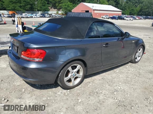 ✅ 2013 BMW 1 Series 128i • VIN: WBAUL7C57DVU09546 • Лот: 64672885. Опубликован ранее на Copart с пробегом 99 445 миль. Бесплатный доступ к архиву аукционных продаж из США и подробный отчёт об истории автомобиля на DreamBid. Изображение 3.