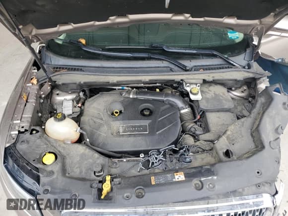 ✅ 2019 Lincoln MKC Select • VIN: 5LMCJ2D93KUL37815 • Лот: 84735895. Опубликован ранее на Copart с пробегом Не указан. Бесплатный доступ к архиву аукционных продаж из США и подробный отчёт об истории автомобиля на DreamBid. Изображение 11.