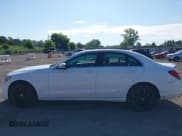 ✅ 2019 Mercedes-Benz C 300 • VIN: 55SWF8EB2KU314348 • Lot: 42563729. Wystawiony na IAAI z przebiegiem 72 369 mil. Bezpłatny archiwum sprzedaży aukcyjnych z USA i szczegółowy raport historii pojazdu na DreamBid. Zdjęcie 14.
