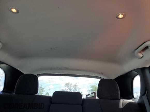 ✅ 2019 Jeep Cherokee Latitude • VIN: 1C4PJLCB5KD264451 • Lot: 56658295. Wystawiony na Copart z przebiegiem 104 715 mil. Bezpłatny archiwum sprzedaży aukcyjnych z USA i szczegółowy raport historii pojazdu na DreamBid. Zdjęcie 10.