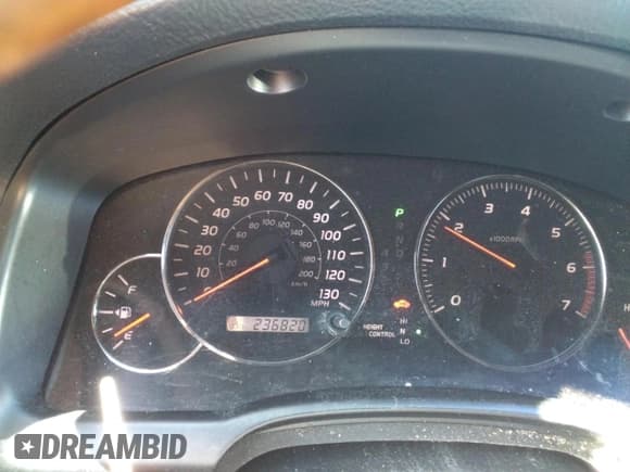 ✅ 2006 Lexus GX 470 • VIN: JTJBT20X060099207 • Lot: 81440485. Listed on Copart with 236,820 mi. Free auction sales archive from the USA and detailed vehicle history report at DreamBid. Image 9.