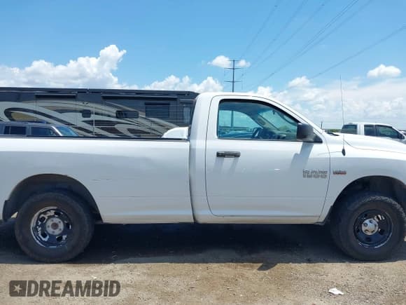 ✅ 2014 Ram 1500 Tradesman • VIN: 3C6JR7DT5EG285098 • Lot: 43025577. Listed on IAAI with 224,814 mi. Free auction sales archive from the USA and detailed vehicle history report at DreamBid. Image 13.