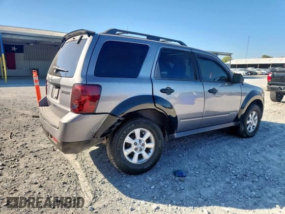 ✅ 2008 Mazda Tribute Sport • VIN: 4F2CZ06178KM10202 • Lot: 91695145. Listed on Copart with 179,017 mi. Free auction sales archive from the USA and detailed vehicle history report at DreamBid. Image 3.