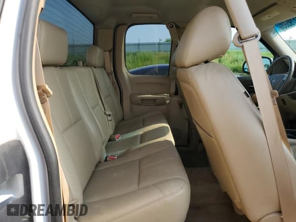 ✅ 2013 GMC Sierra 1500 SLT • VIN: 1GTR2WE75DZ272068 • Lot: 61179585. Listed on Copart with 203,512 mi. Free auction sales archive from the USA and detailed vehicle history report at DreamBid. Image 10.