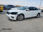✅ 2020 Volkswagen Passat S • VIN: 1VWAA7A34LC023655 • Lot: 81668035. Wystawiony na Copart z przebiegiem Nie podano. Bezpłatny archiwum sprzedaży aukcyjnych z USA i szczegółowy raport historii pojazdu na DreamBid. Zdjęcie 1.