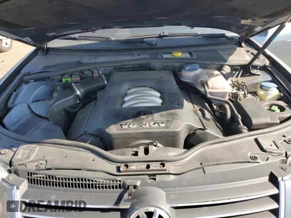 ✅ 2003 Volkswagen Passat GLX • VIN: WVWRH63B73P341214 • Lot: 54361985. Listed on Copart with 164,489 mi. Free auction sales archive from the USA and detailed vehicle history report at DreamBid. Image 11.