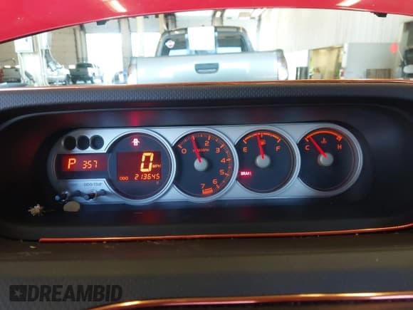 ✅ 2009 Scion xB • VIN: JTLKE50E291095580 • Lot: 42984527. Wystawiony na IAAI z przebiegiem 213 645 mil. Bezpłatny archiwum sprzedaży aukcyjnych z USA i szczegółowy raport historii pojazdu na DreamBid. Zdjęcie 7.