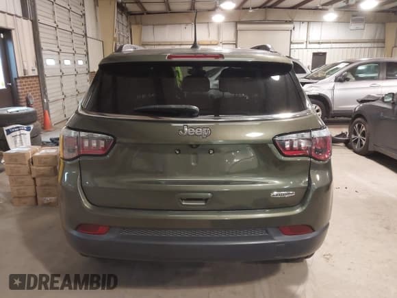 ✅ 2019 Jeep Compass Latitude • VIN: 3C4NJCBB2KT851399 • Лот: 41608262. Опубликован ранее на IAAI с пробегом 113 553 миль. Бесплатный доступ к архиву аукционных продаж из США и подробный отчёт об истории автомобиля на DreamBid. Изображение 16.