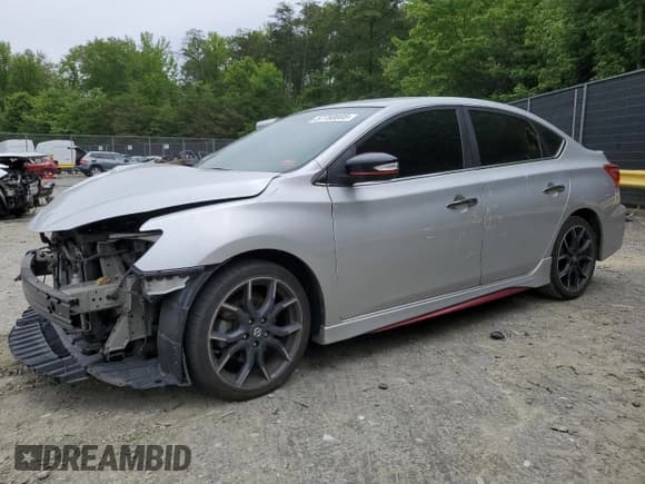 ✅ 2018 Nissan Sentra SR Turbo • VIN: 3N1CB7AP8JY249622 • Lot: 57780005. Wystawiony na Copart z przebiegiem 30 576 mil. Bezpłatny archiwum sprzedaży aukcyjnych z USA i szczegółowy raport historii pojazdu na DreamBid. Zdjęcie 1.