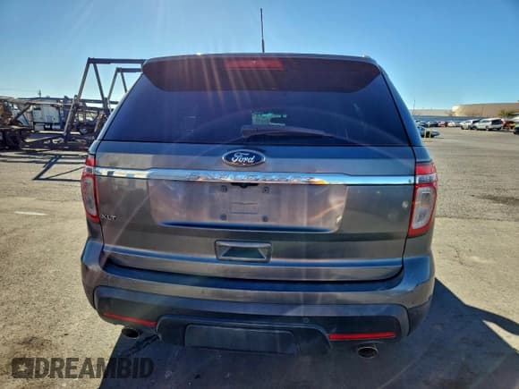 ✅ 2011 Ford Explorer XLT • VIN: 1FMHK7D87BGA73197 • Lot: 95952705. Wystawiony na Copart z przebiegiem 171 872 mil. Bezpłatny archiwum sprzedaży aukcyjnych z USA i szczegółowy raport historii pojazdu na DreamBid. Zdjęcie 6.