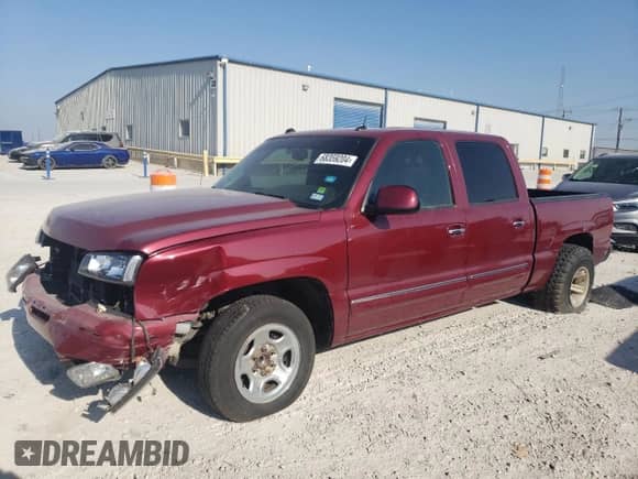 2005 Chevrolet Silverado 1500 LS с VIN 2GCEC13T251357653, выставлен на аукционе Copart как лот 68359204 с пробегом Не указан миль и Списание • Salvage title. История ставок и продаж доступна на DreamBid. Изображение 1.