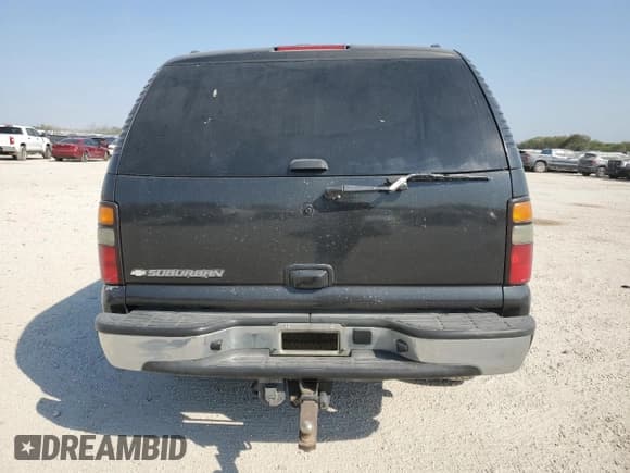 ✅ 2006 Chevrolet Suburban LT • VIN: 1GNEC16ZX6J141497 • Лот: 76558984. Опубликован ранее на Copart с пробегом Не указан. Бесплатный доступ к архиву аукционных продаж из США и подробный отчёт об истории автомобиля на DreamBid. Изображение 6.